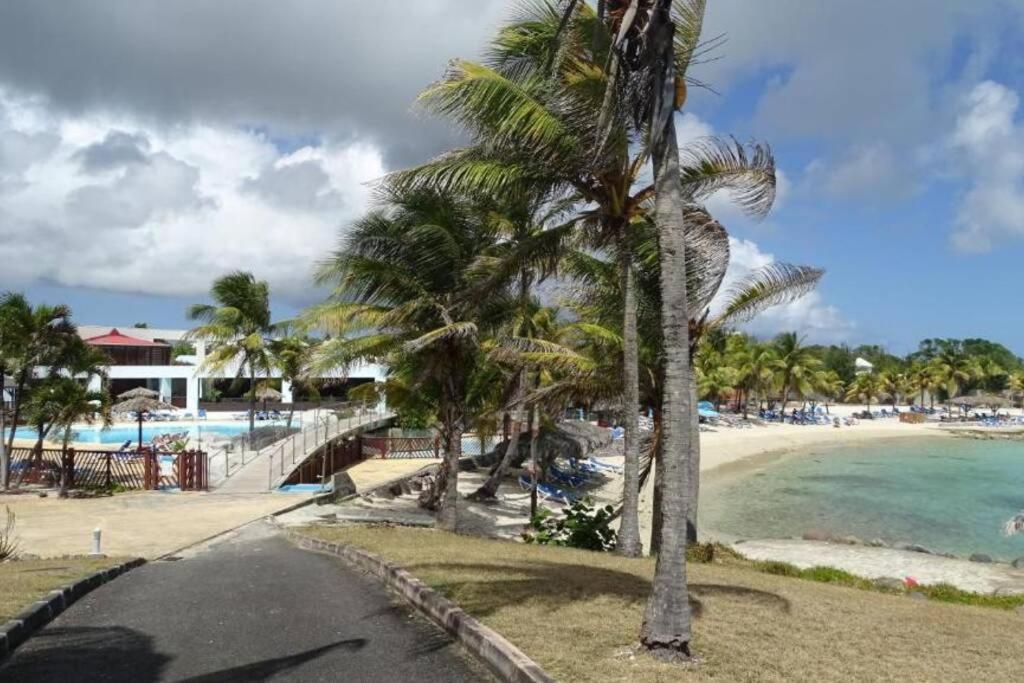 Superbe Studio Superieur Neuf Avec Balcon Saint-Francois (Grande-Terre) Exterior photo